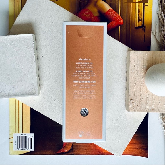 ALUMIERMD MicroDerm Polish - Picture 2 of 4